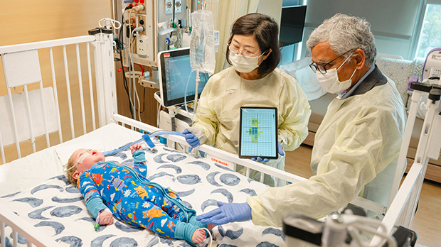 Georgia Tech’s flexible, sensor‑embedded fabric — designed to detect pressure injury risk and alert care teams when a patient needs repositioning — is now being tested on cribs in the Pediatric Intensive Care Unit at Children’s Healthcare of Atlanta’s Arthur M. Blank Hospital.