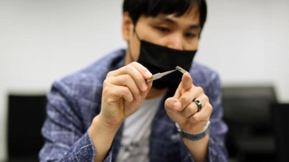 Woon-Hong Yeo and his research team have developed a new wireless, electronic vascular monitoring system - a smart stent.